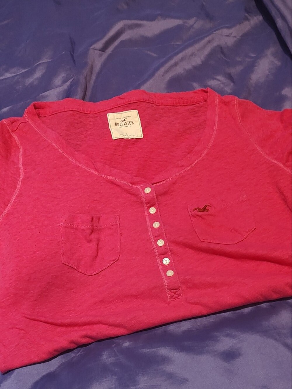 Hollister Hot Pink Short Sleeve Henley Tee - Picture 2 of 4